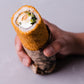 Handroll Pollo crispy, cebollín y queso crema